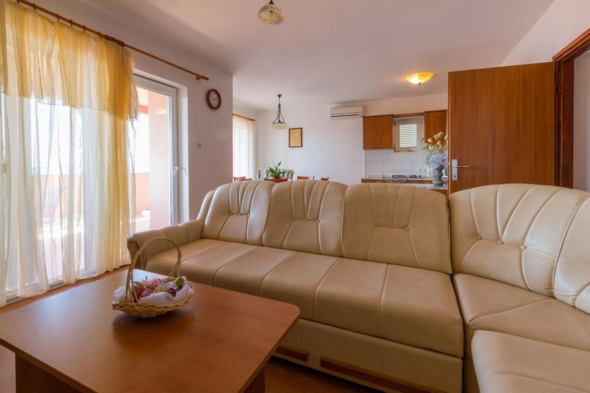 Apartments Tomica Novi Vinodolski Zewnętrze zdjęcie