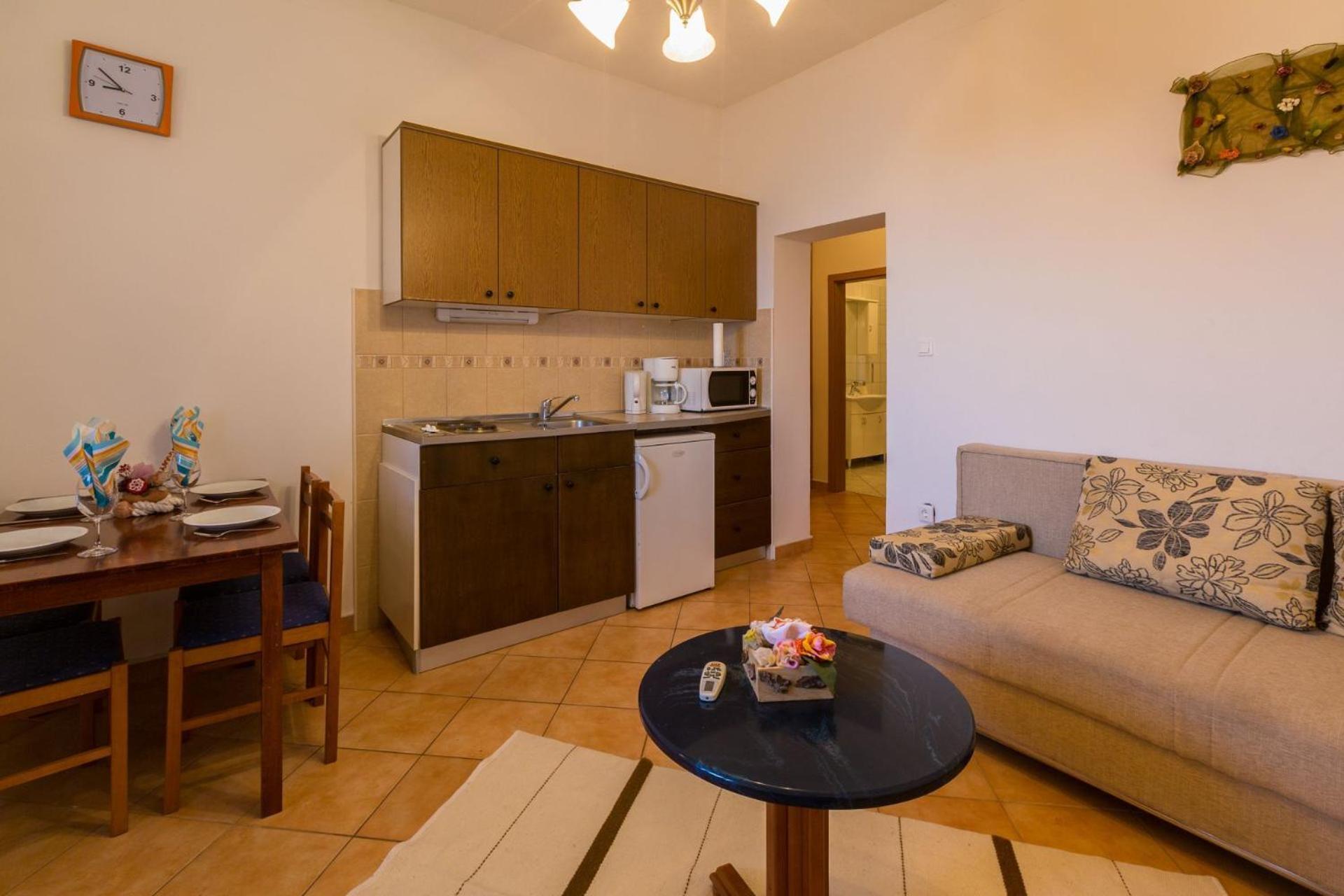 Apartments Tomica Novi Vinodolski Zewnętrze zdjęcie